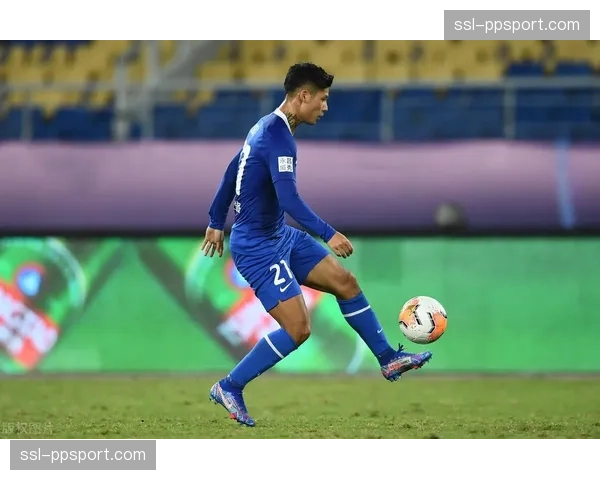 特写:加时赛独得5分,波兰新星一战成名 特写:加时赛独得5分,波兰新星一战成名